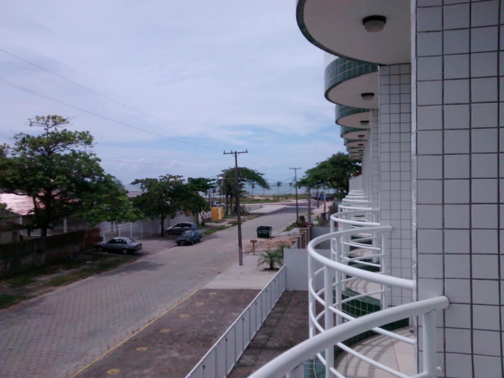 Apartmán Residencial Studio Living Guaratuba Exteriér fotografie